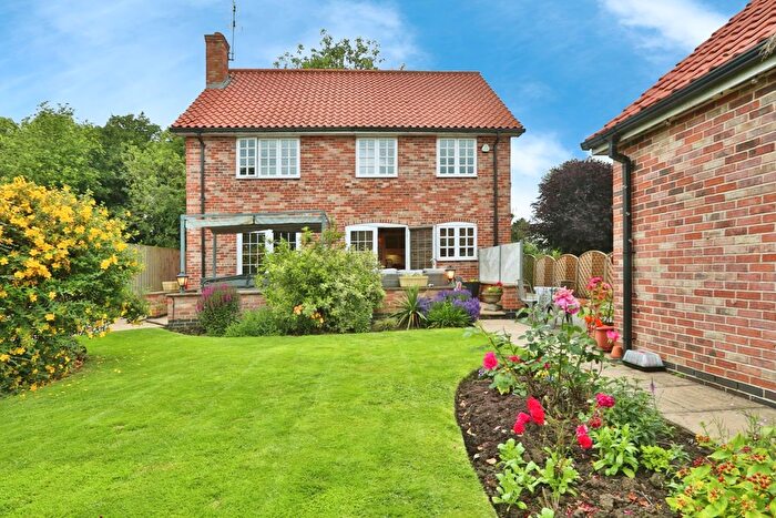 4 Bedroom Detached House For Sale In Main Street, Lelley, Hull, HU12