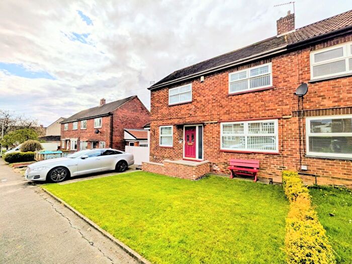 3 Bedroom Semi-Detached House For Sale In Roseberry Road, Trimdon, TS29