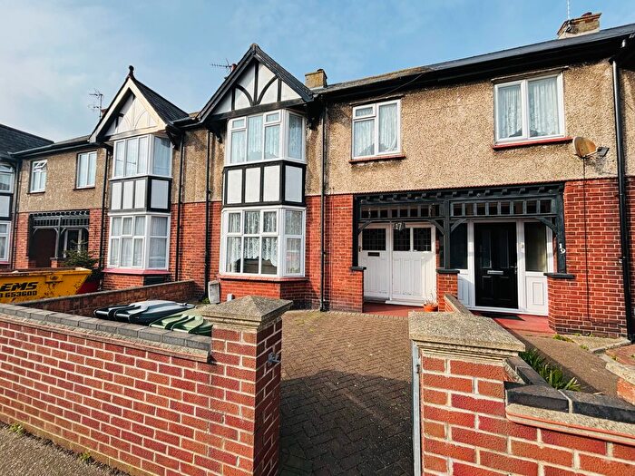 3 Bedroom Terraced House For Sale In Hamilton Road, Great Yarmouth, NR30