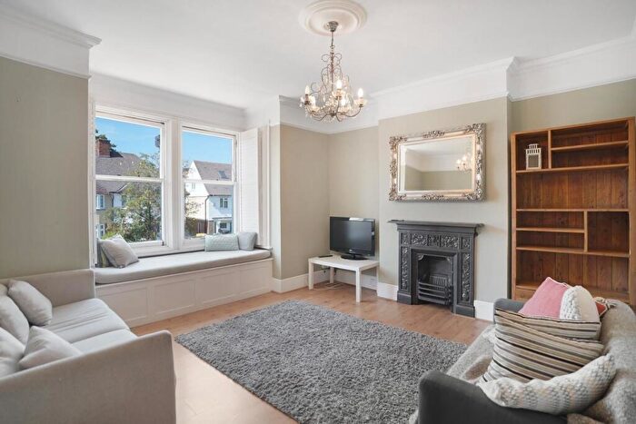 3 Bedroom Maisonette For Sale In Sydenham Park Road, Sydenham, London, SE26