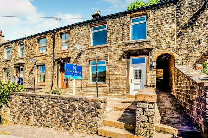 3 Bedroom Terraced House To Rent In New North Road, Slaithwaite, Huddersfield, West Yorkshire, HD7