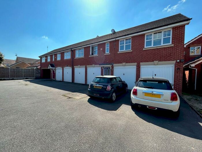 2 Bedroom Apartment To Rent In Gate House Lane, Bromsgrove, B60