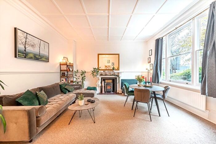 2 Bedroom Flat To Rent In Mornington Avenue, West Kensington, W14