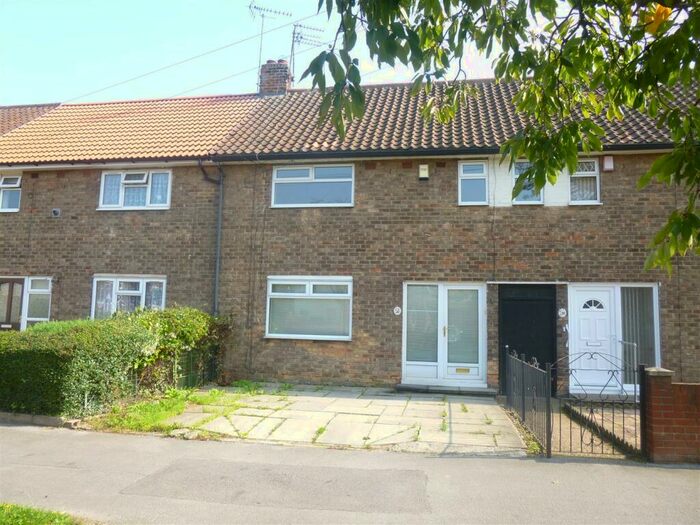 3 Bedroom Terraced House To Rent In Shannon Road, Hull, HU8