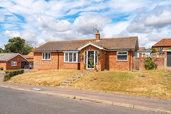 4 Bedroom Detached Bungalow For Sale In Waveney Heights, Brockdish, IP21