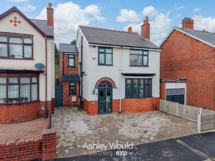 4 Bedroom Detached House For Sale In Springfield Road, Halesowen, B62