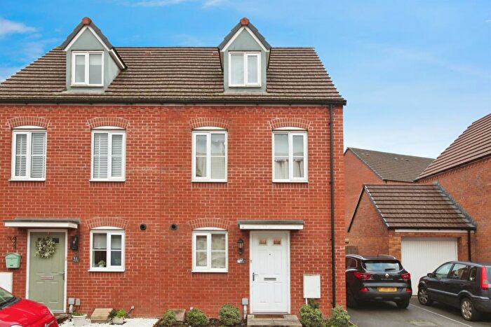 3 Bedroom Semi Detached House For Sale In Lysaght Way, Newport, NP19