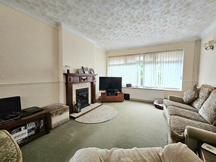 4 Bedroom Detached House For Sale In Sydney Close, Mickleover, Derby, DE3