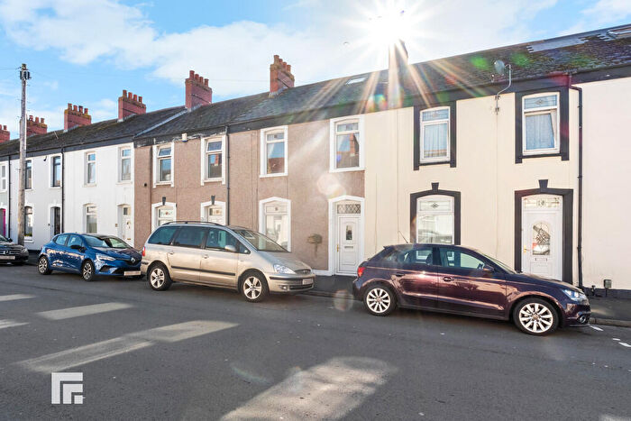 3 Bedroom Terraced House For Sale In Kent Street, Grangetown, Cardiff, CF11