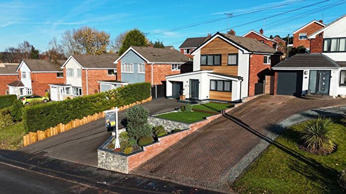 3 Bedroom Detached House For Sale In Stafford Lane, Hednesford, Cannock, WS12