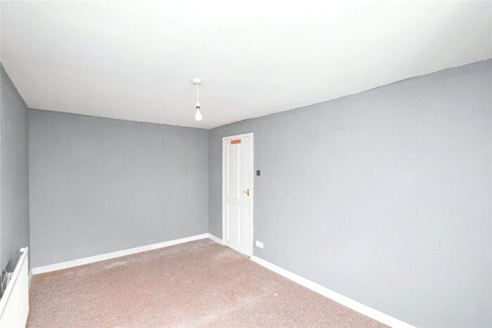 3 Bedroom End Of Terrace House For Sale In Bryn Road, Loughor, Swansea, SA4