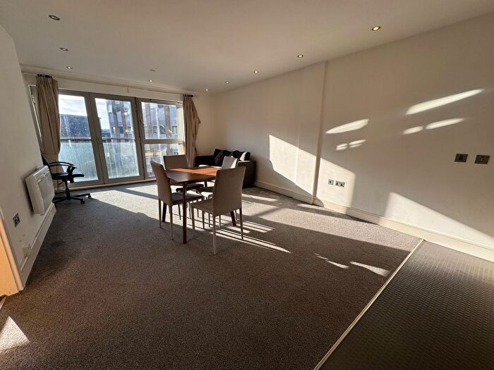 2 Bedroom Flat To Rent In Talbot Street, Nottingham, Nottinghamshire, NG1