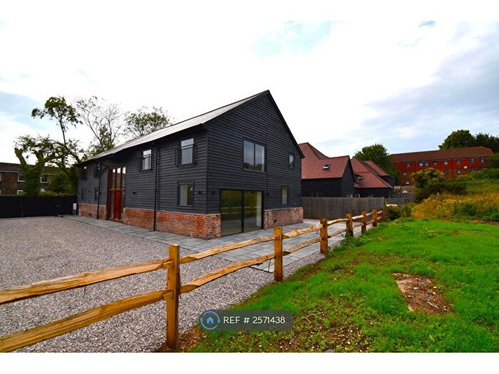 6 Bedroom Detached House To Rent In Folly Farm Gardens, Canterbury, CT2