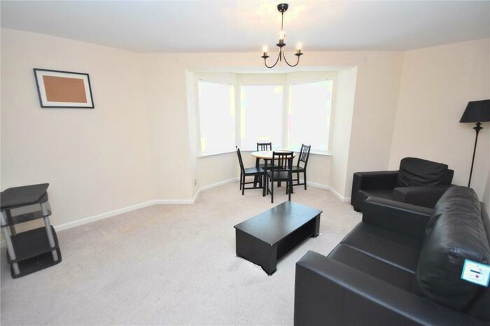 2 Bedroom Flat To Rent In Chapel Street, Chapel Mews, City Centre, Aberdeen, AB10