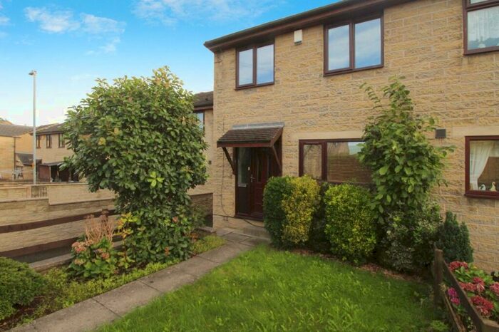 3 Bedroom Semi-Detached House To Rent In Dyson Street, Dalton, Huddersfield, HD5