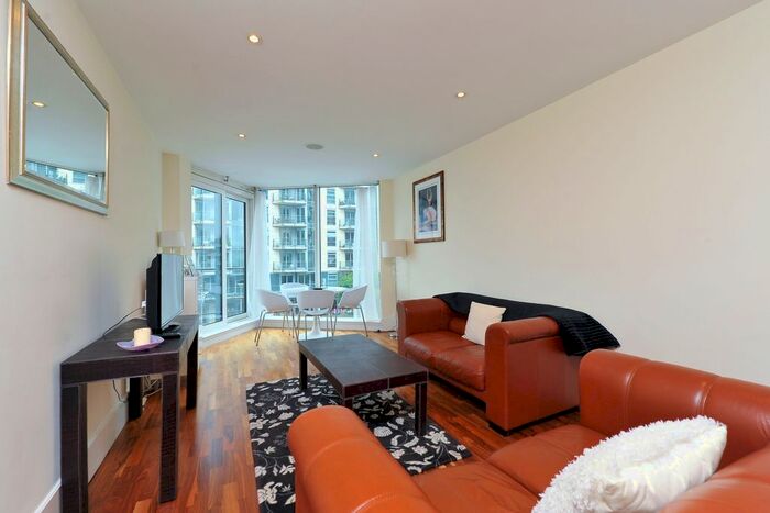 2 Bedroom Flat To Rent In Juniper Drive, London, SW18