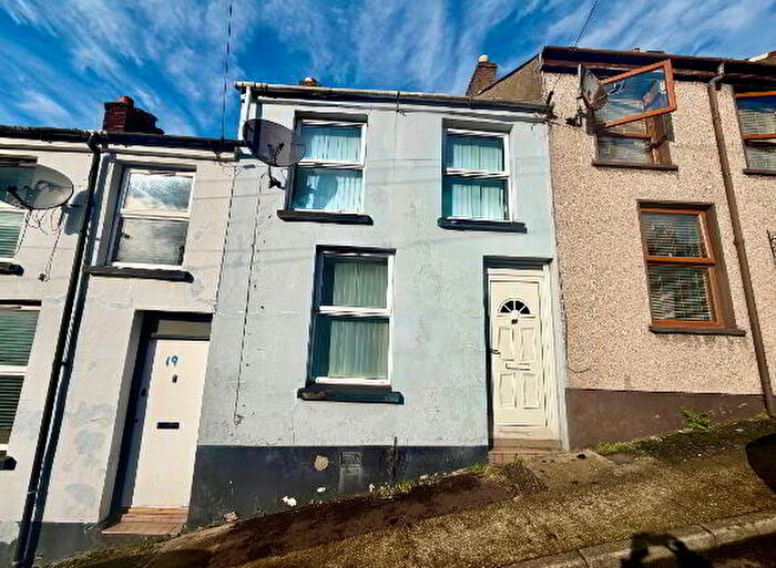 2 Bedroom Mid TownHouse For Sale In Florence Street, L'Derry, BT47