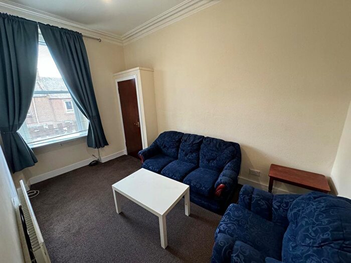 1 Bedroom Flat To Rent In G/L, Cleghorn Street, Dundee, DD2
