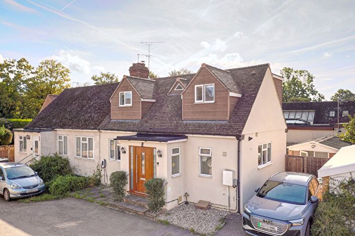 2 Bedroom Semi-Detached House For Sale In Woodham Way, Stanstead Abbotts, SG12
