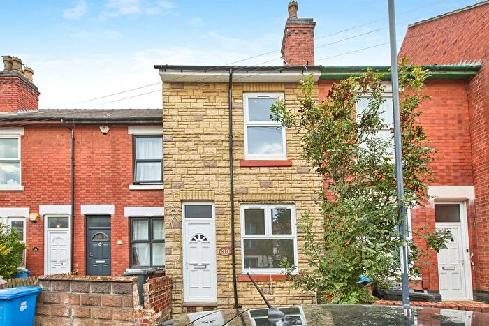 3 Bedroom Terraced House For Sale In Woods Lane, Derby, DE22