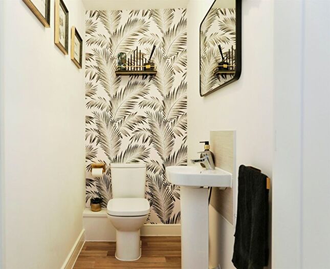 3 Bedroom End Of Terrace House For Sale In Baines Way, Framlingham, Woodbridge, IP13