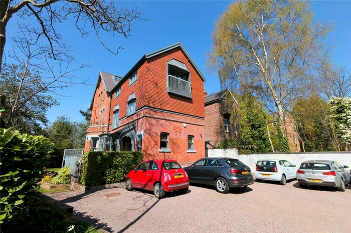 2 Bedroom Apartment To Rent In Palatine Road, Didsbury, Manchester, M20