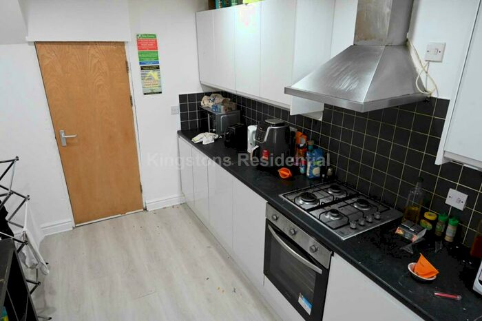 6 Bedroom Terraced House To Rent In Wyeverne Road, Cathays, Cardiff, CF24