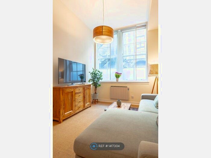 1 Bedroom Flat To Rent In South Frederick St, Glasgow, G1