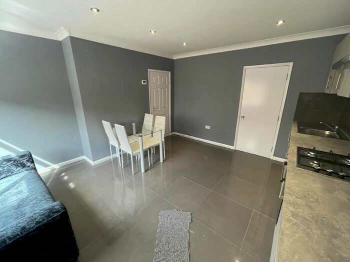 4 Bedroom Property To Rent In Jex Road, Norwich, NR5