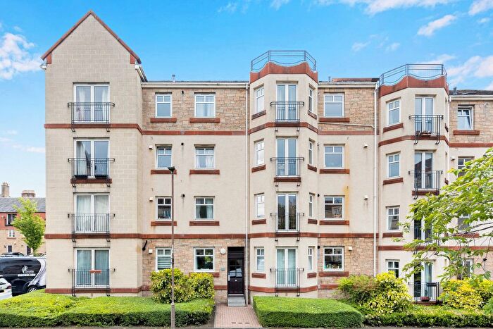 2 Bedroom Flat For Sale In / Sinclair Place, Gorgie, Edinburgh, EH11