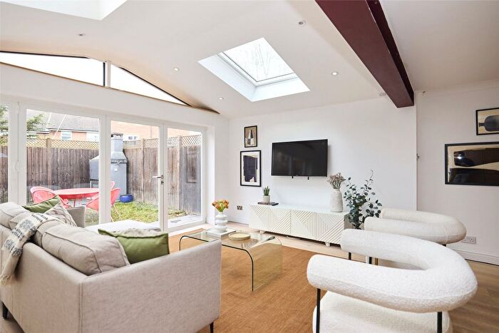 4 Bedroom Flat To Rent In Basevi Way, London, SE8