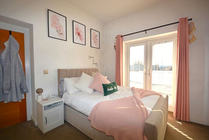 1 Bedroom Apartment To Rent In Hopewell Terrace, Horsforth, Leeds, West Yorkshire, LS18