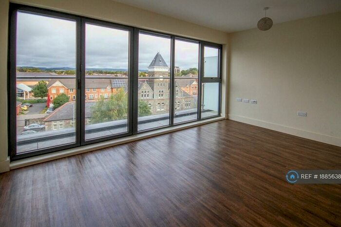 1 Bedroom Flat To Rent In Wellington House, Cardiff, CF11