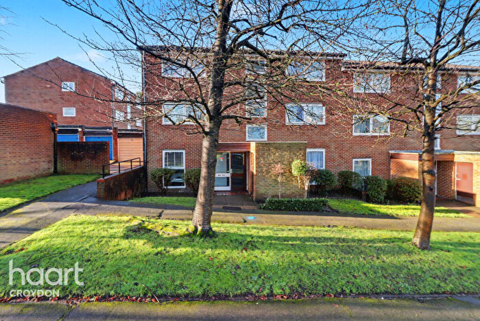 1 Bedroom Flat For Sale In Chepstow Rise, Croydon, CR0