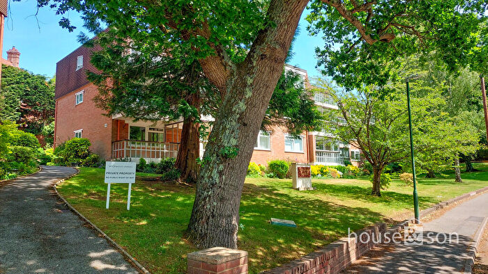 2 Bedroom Apartment For Sale In Wychwood Grange, Braidley Road, Meyrick Park, Bournemouth, BH2