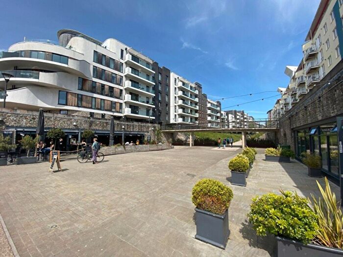1 Bedroom Flat To Rent In Harbourside, Invicta, BS1