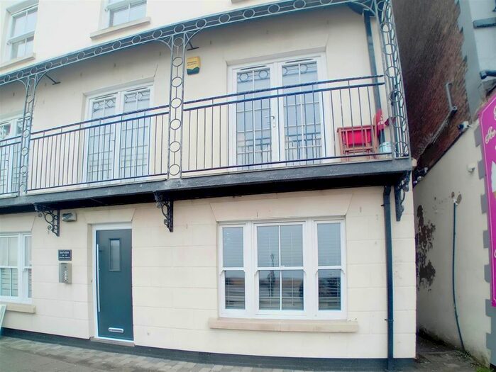 2 Bedroom Property To Rent In Central Parade, Herne Bay, CT6