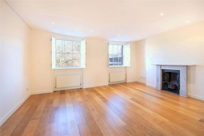 2 Bedroom Maisonette To Rent In Wilmington Square, London, WC1X