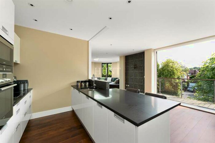 2 Bedroom Apartment To Rent In Eton Heights, Whitehall Road, Woodford Green, Essex, IG8