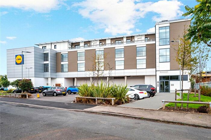 2 Bedroom Apartment To Rent In Mole Road, Hersham, Walton-on-Thames, Surrey, KT12
