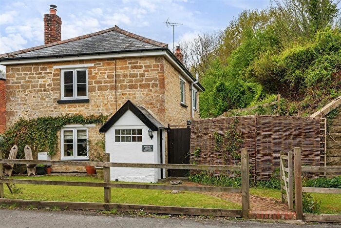 4 Bedroom Detached House For Sale In Silver Street, Misterton, Crewkerne, TA18