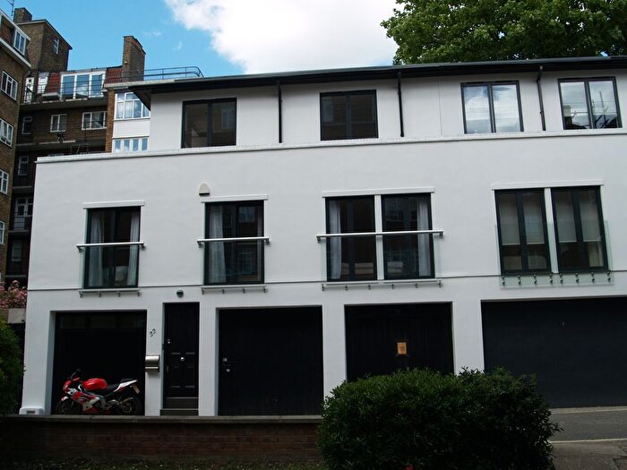 3 Bedroom Mews To Rent In St. James's Terrace Mews, St John's Wood, NW8
