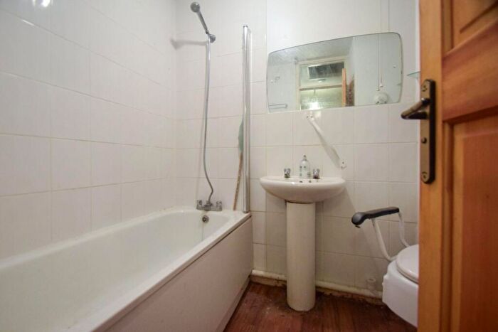 3 Bedroom Terraced House For Sale In Ploughmans Way, Rainham, Gillingham, ME8