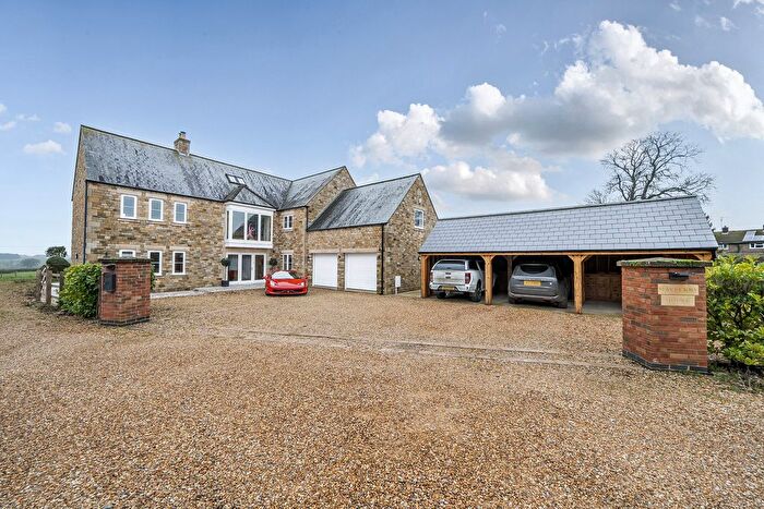 6 Bedroom Detached House For Sale In Main Street, Peterborough, PE8