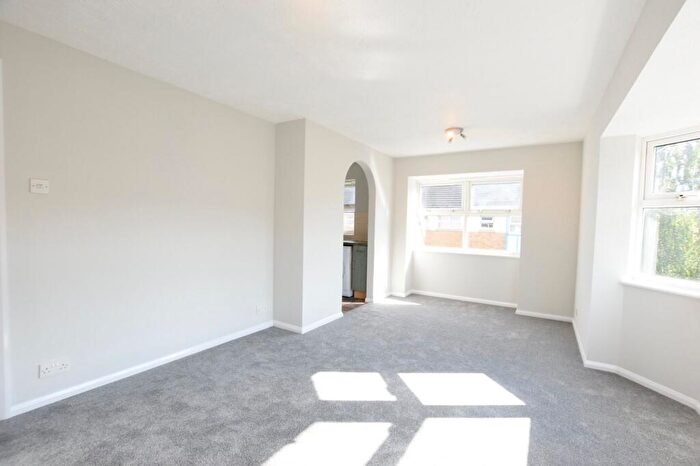 2 Bedroom Apartment To Rent In Adeliza Close, Barking, IG11