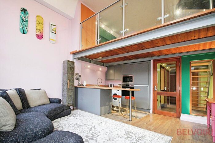 2 Bedroom Flat To Rent In Crusader House, Nottingham, NG1