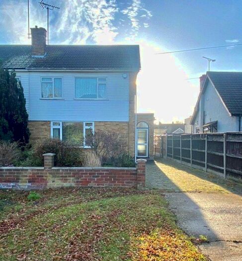 3 Bedroom Semi-Detached House To Rent In Snakes Lane, Southend-on-Sea, Essex, SS2