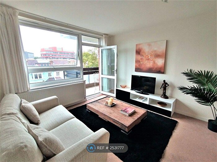 1 Bedroom Flat To Rent In Napier Court, London, SW6
