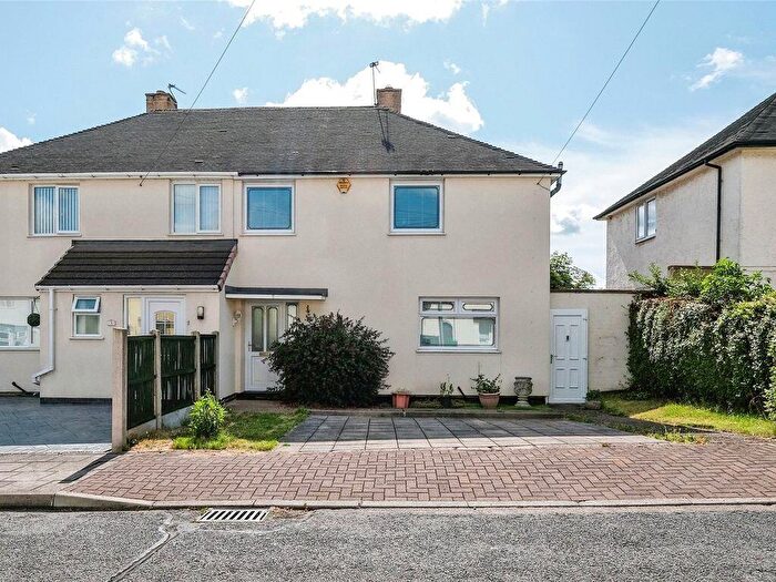 3 Bedroom House To Rent In The Drift, Clifton, NG11