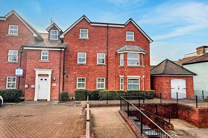 2 Bedroom Flat For Sale In Salisbury, SP2